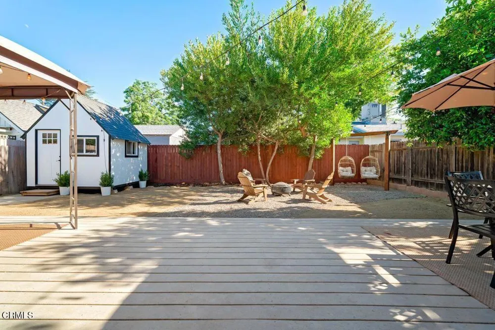 326 Larmier Avenue Oak View, CA 93022
