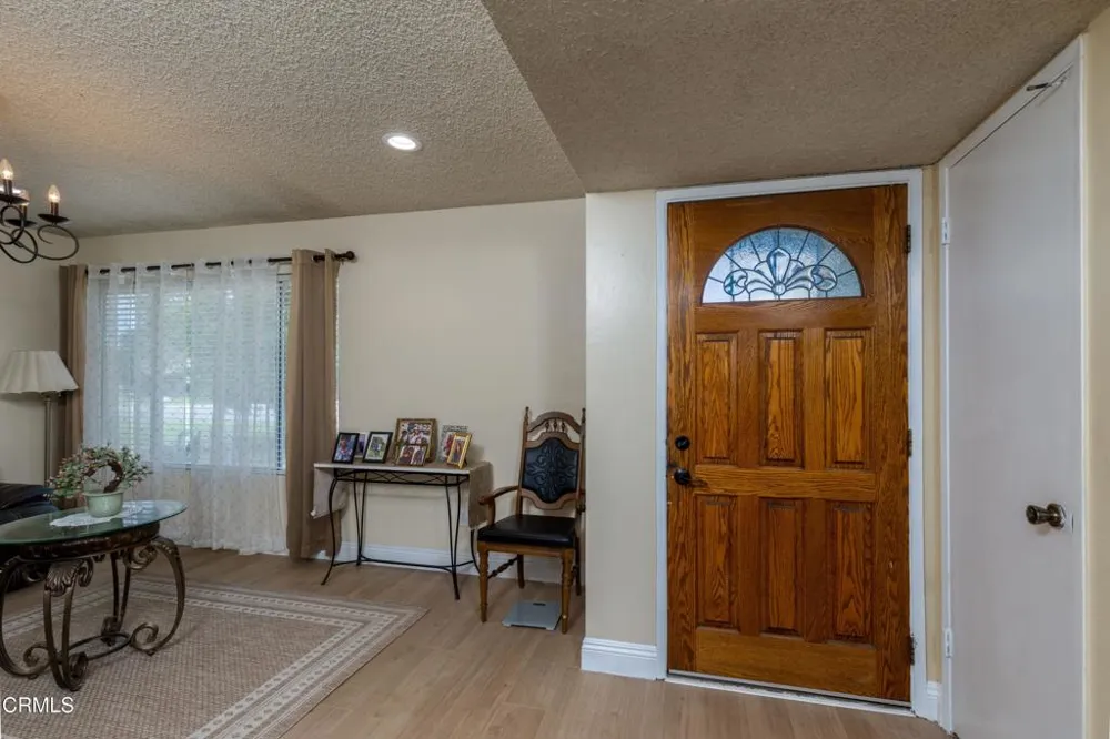 6309 Edgemont Drive Bakersfield, CA 93309