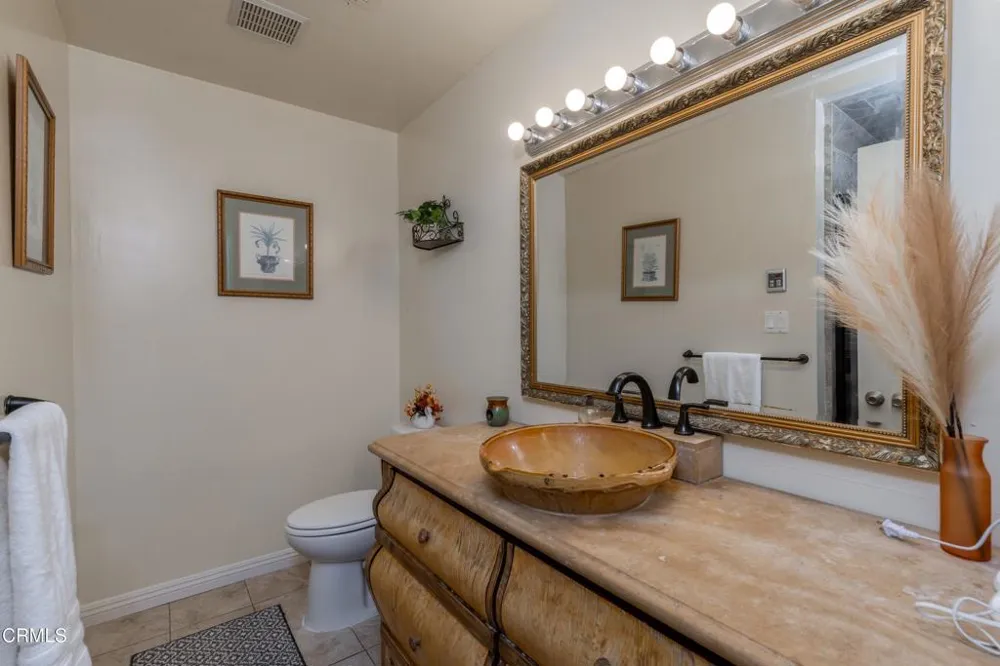 6309 Edgemont Drive Bakersfield, CA 93309