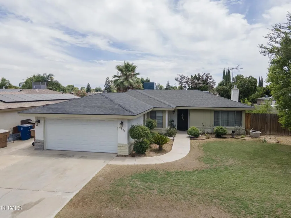 6309 Edgemont Drive Bakersfield, CA 93309