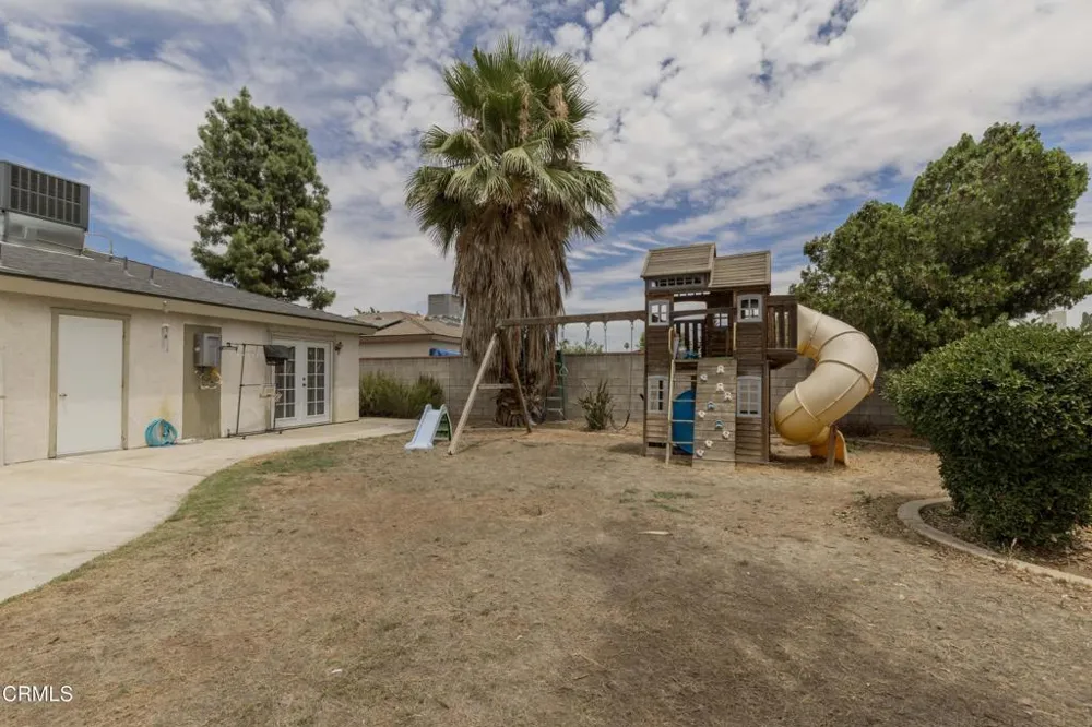 6309 Edgemont Drive Bakersfield, CA 93309