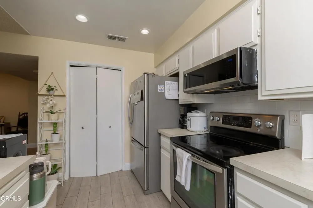 6309 Edgemont Drive Bakersfield, CA 93309