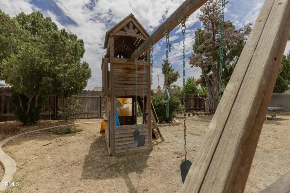 6309 Edgemont Drive Bakersfield, CA 93309