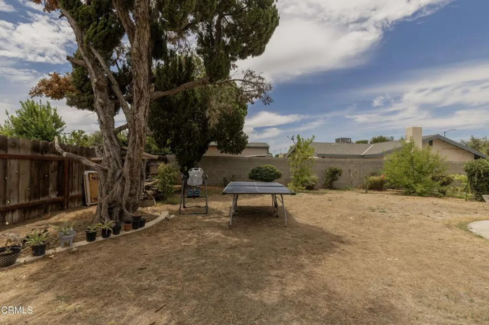 6309 Edgemont Drive Bakersfield, CA 93309