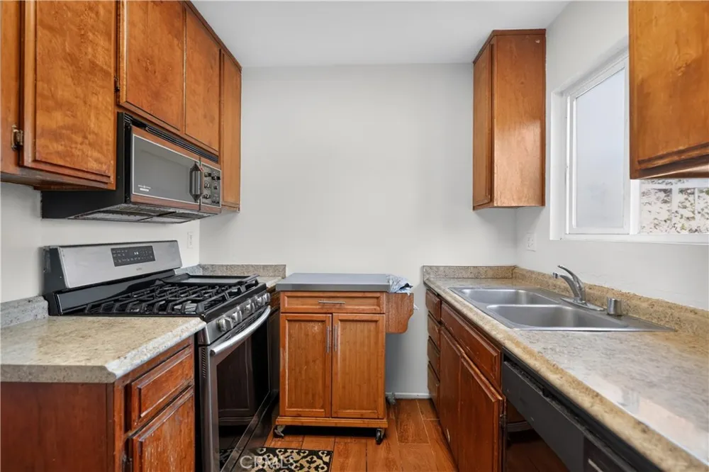 23419 Anchor Carson, CA 90745