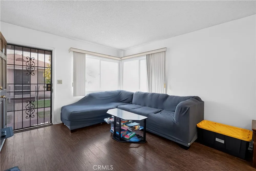 23419 Anchor Carson, CA 90745