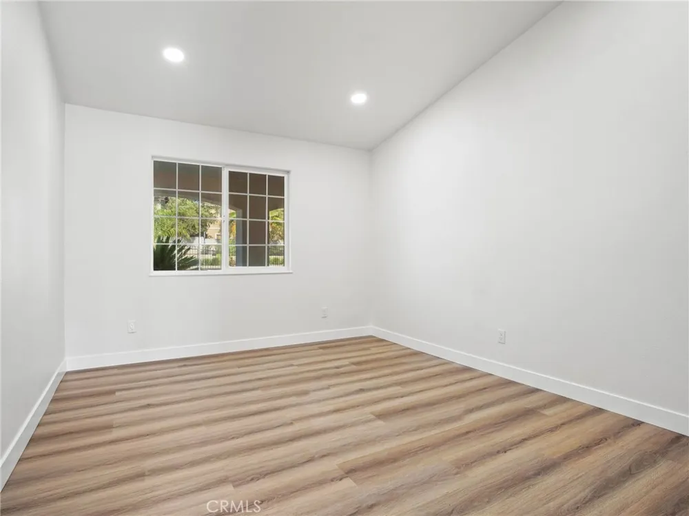 20055 El Nido Perris, CA 92571