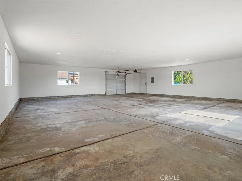 20055 El Nido Perris, CA 92571