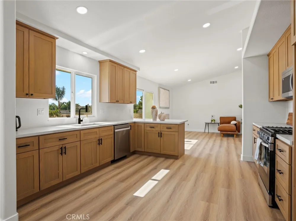 20055 El Nido Perris, CA 92571