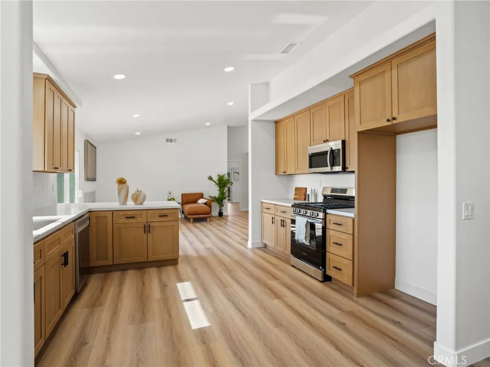 20055 El Nido Perris, CA 92571