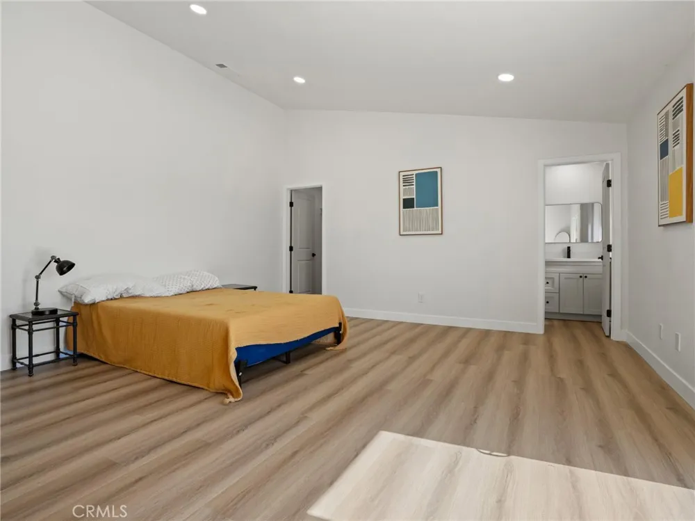 20055 El Nido Perris, CA 92571