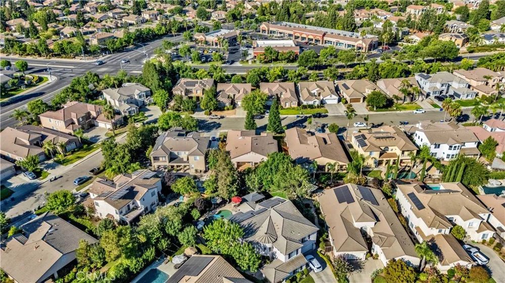 9514 Larkspur Avenue Fresno, CA 93720