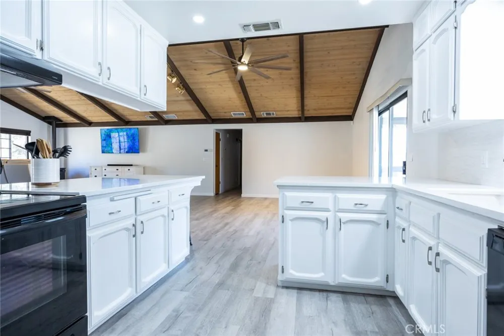 29682 Yosemite Springs Parkway Coarsegold, CA 93614