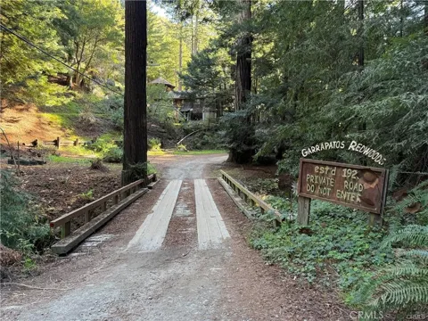 65 Garapatos Redwoods Trail 1