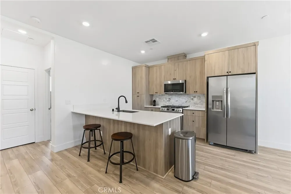 579 Adler Clovis, CA 93611