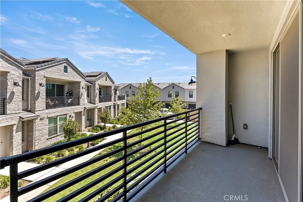 579 Adler Clovis, CA 93611