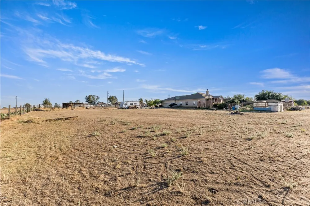 30047 Avenue 20 Madera, CA 93638