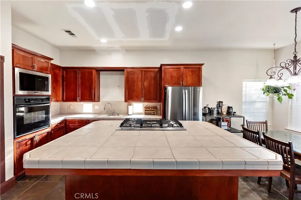 30047 Avenue 20 Madera, CA 93638