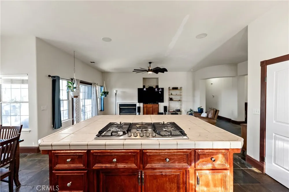 30047 Avenue 20 Madera, CA 93638