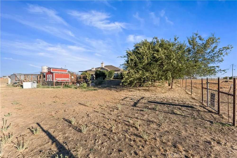 30047 Avenue 20 Madera, CA 93638