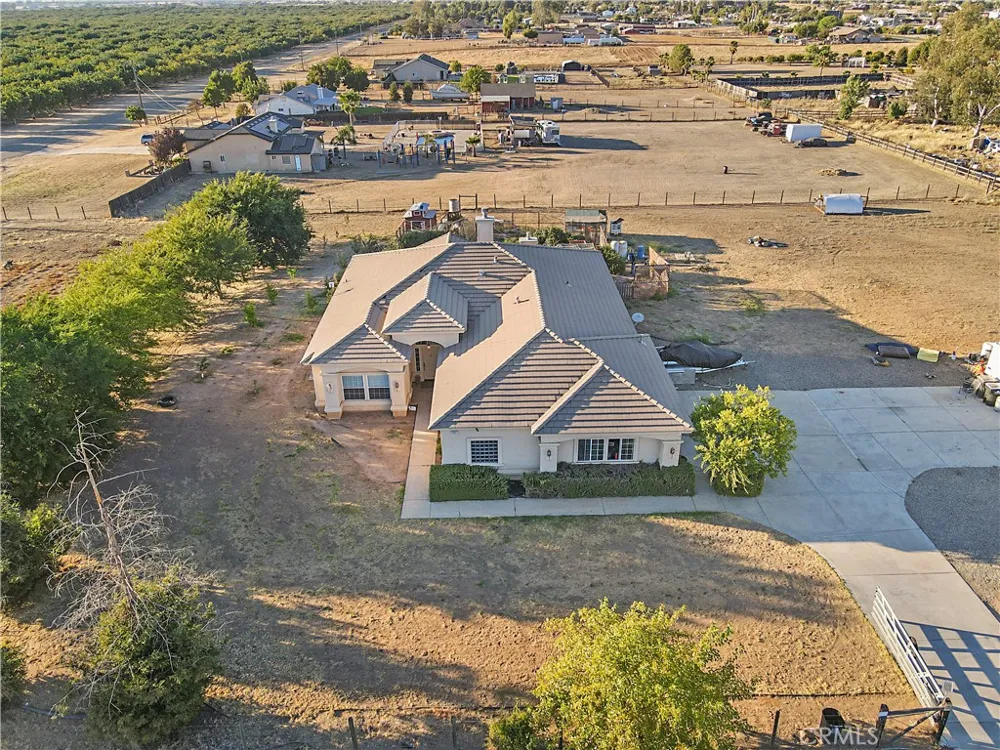 30047 Avenue 20 Madera, CA 93638