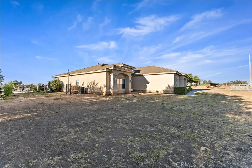 30047 Avenue 20 Madera, CA 93638