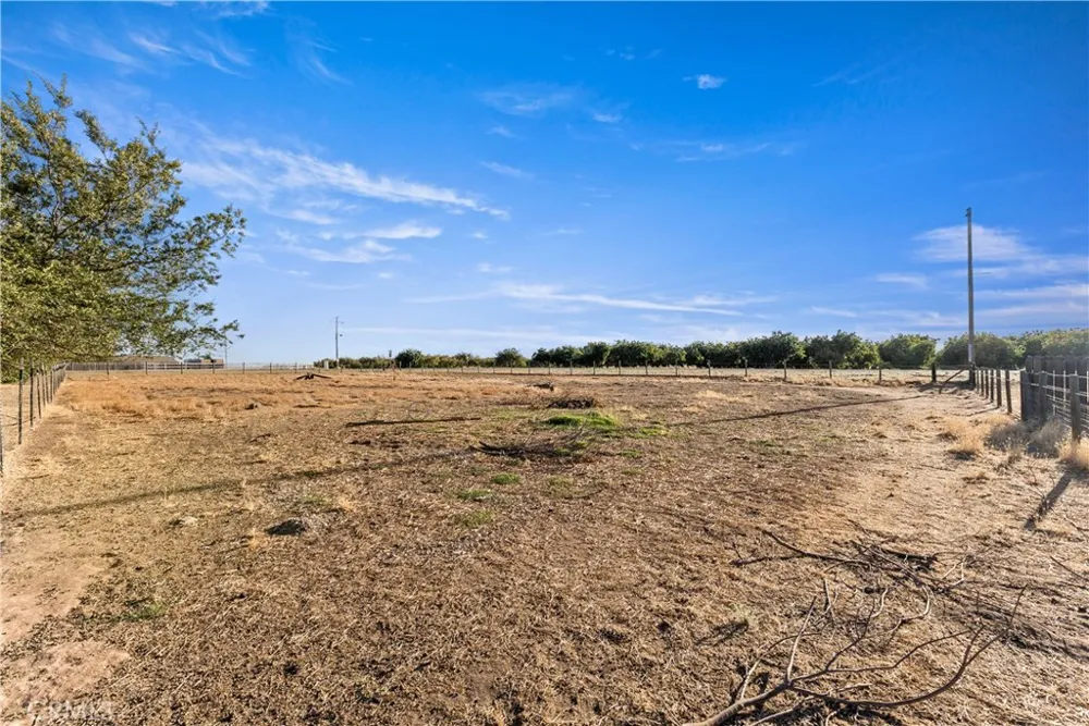 30047 Avenue 20 Madera, CA 93638
