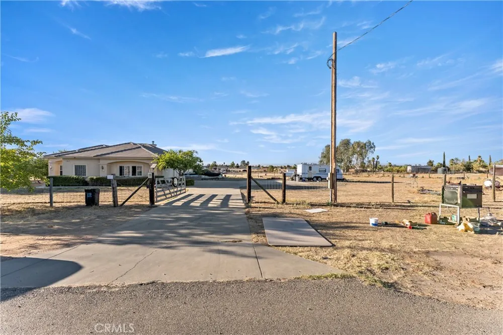 30047 Avenue 20 Madera, CA 93638