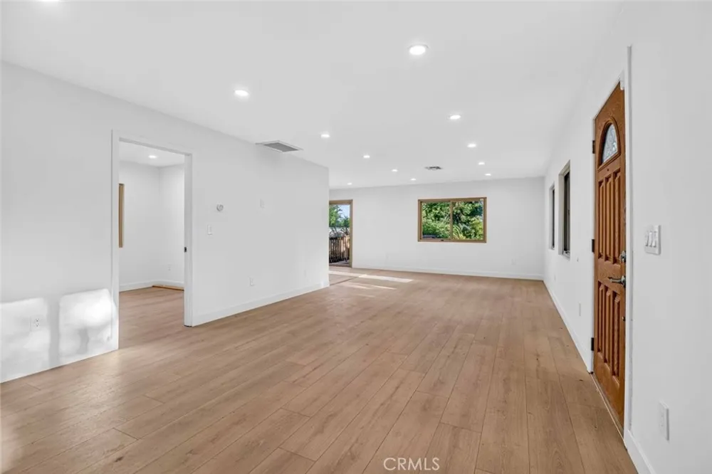 6944 Beckett Street Tujunga, CA 91042