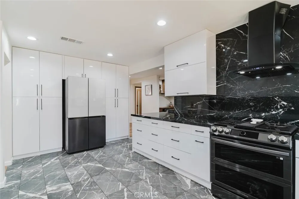 41201 Laidlaw Lane Quartz Hill, CA 93551