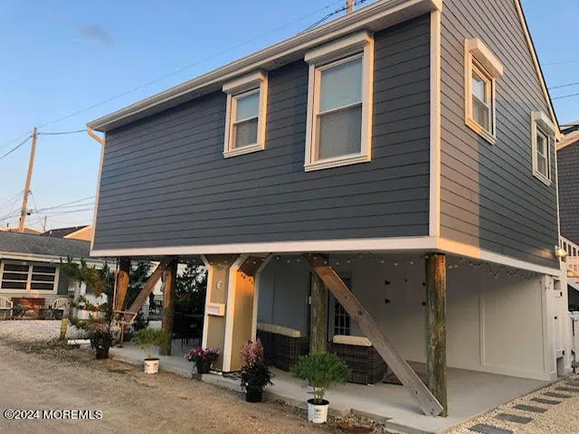 123 W Kingfisher Way Lavallette, NJ 08735