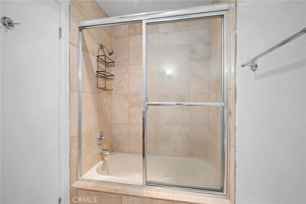20253 Keswick Street #331 Winnetka, CA 91306
