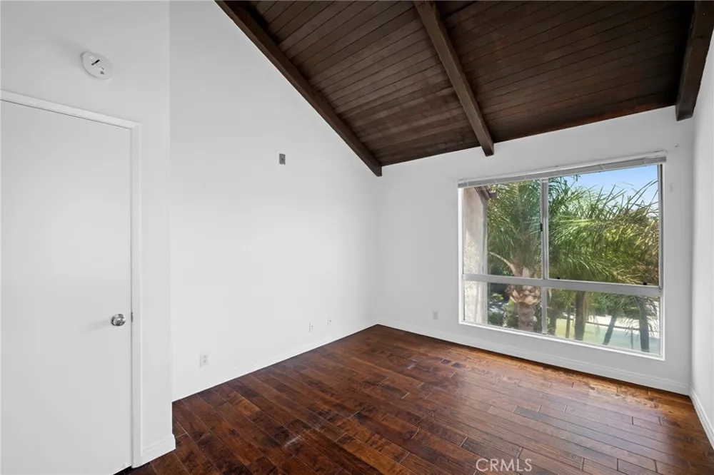 20253 Keswick Street #331 Winnetka, CA 91306