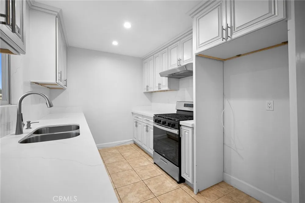 823 E Wilson Avenue #C Glendale, CA 91206