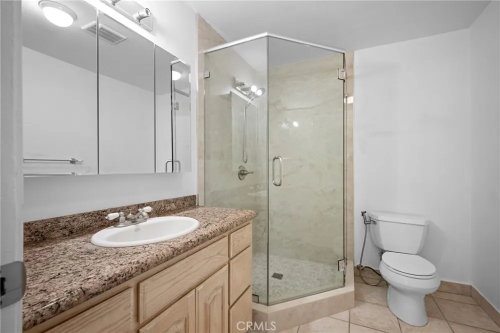823 E Wilson Avenue #C Glendale, CA 91206
