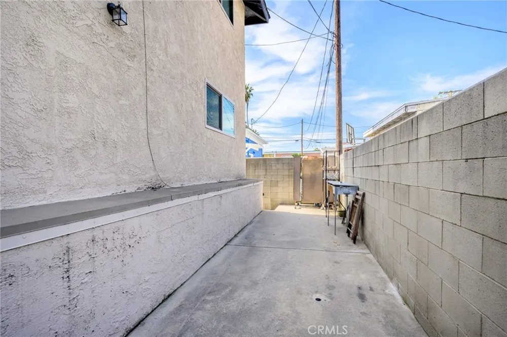 823 E Wilson Avenue #C Glendale, CA 91206