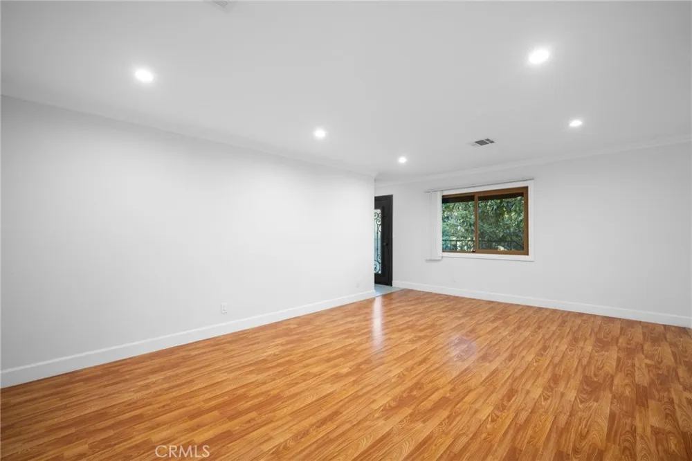 823 E Wilson Avenue #C Glendale, CA 91206