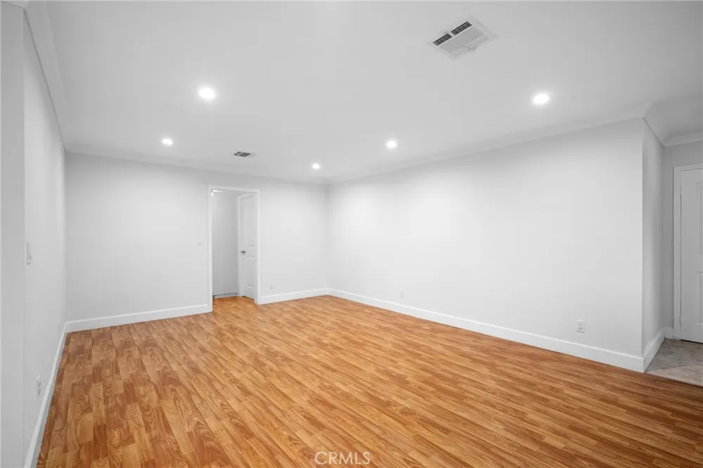 823 E Wilson Avenue #C Glendale, CA 91206