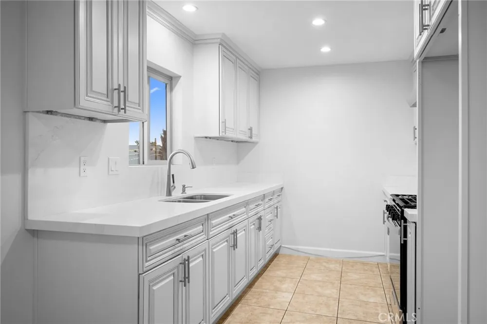 823 E Wilson Avenue #C Glendale, CA 91206
