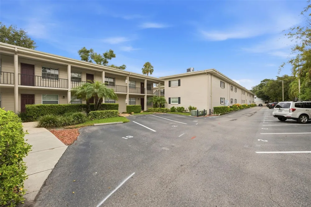 2207 S CAROLINA AVENUE #9 Tampa, FL 33629