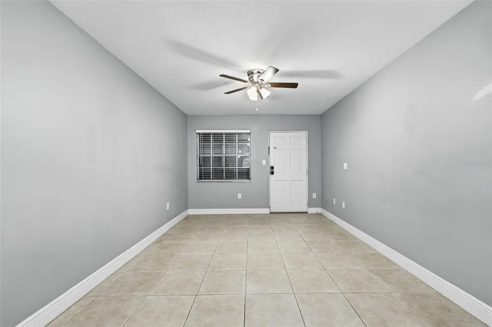 2207 S CAROLINA AVENUE #9 Tampa, FL 33629
