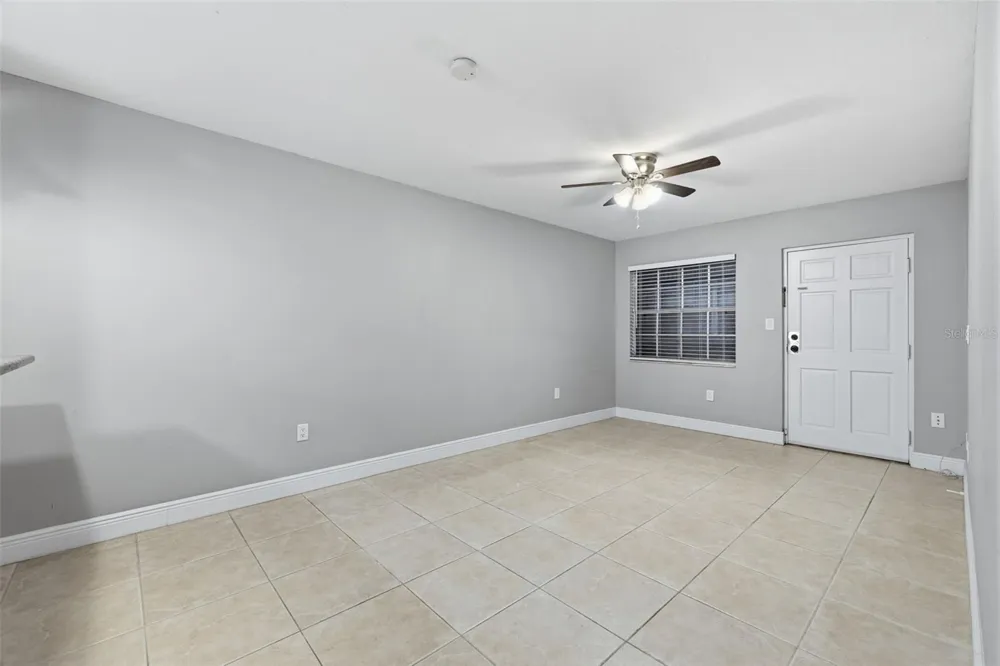 2207 S CAROLINA AVENUE #9 Tampa, FL 33629