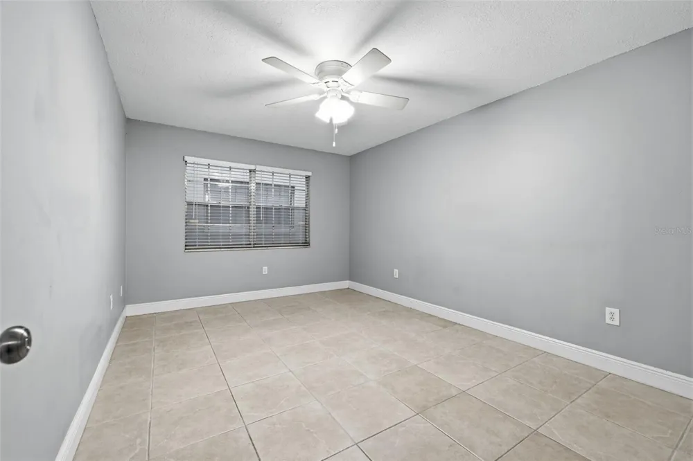 2207 S CAROLINA AVENUE #9 Tampa, FL 33629