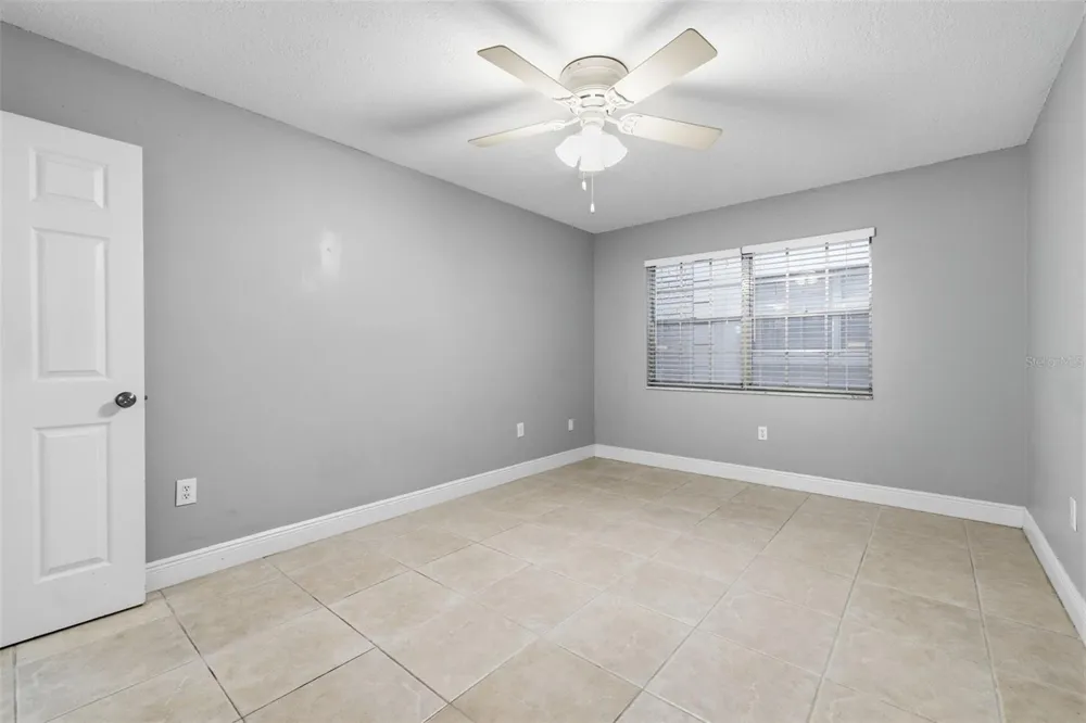 2207 S CAROLINA AVENUE #9 Tampa, FL 33629