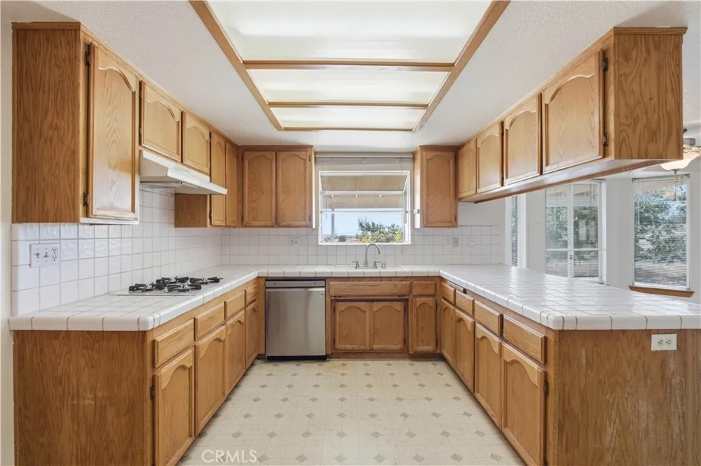 8451 Sky Harbor Phelan, CA 92371