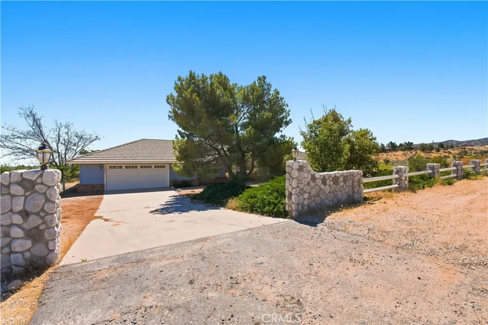 8451 Sky Harbor Phelan, CA 92371