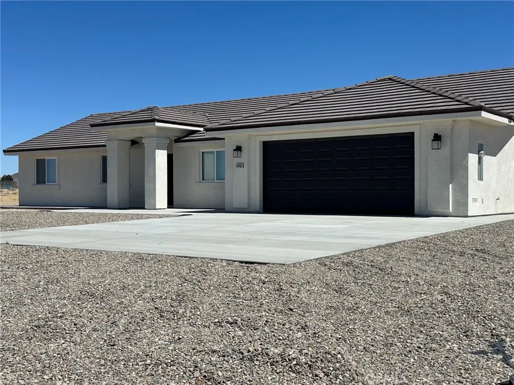24445 National Trails Oro Grande, CA 92368
