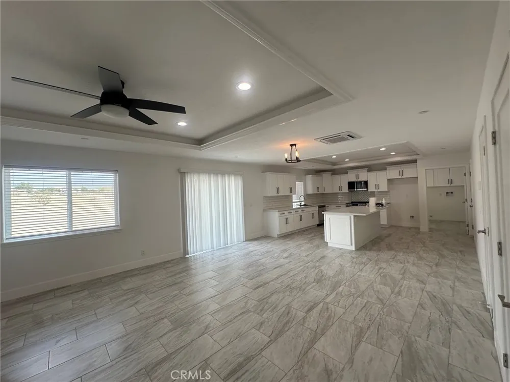 24445 National Trails Oro Grande, CA 92368