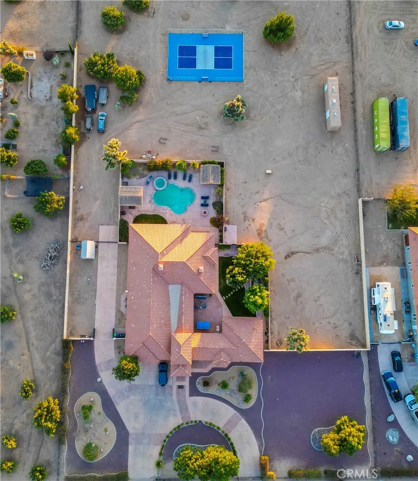 10230 Bellflower Street Oak Hills, CA 92344