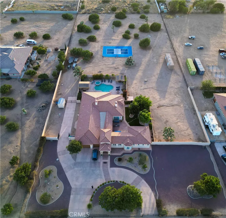 10230 Bellflower Street Oak Hills, CA 92344